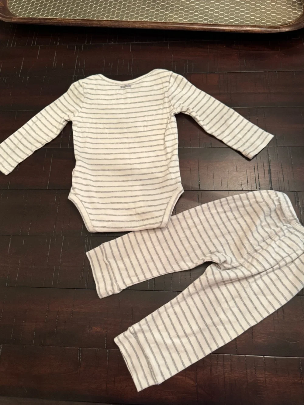 Future Jedi Striped Baby Set - Cream & Gray size 18-24 months